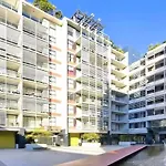 Central Sydney Apartment - Entire Unit With Rooftop Pool