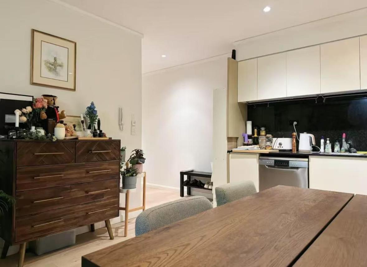 Apartment - Entire Unit With Rooftop Pool Sydney